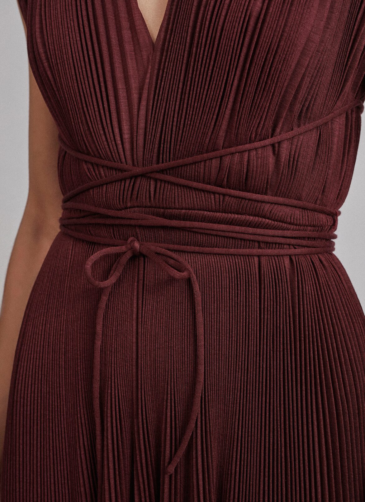 Dresses ALAÏA BURGUNDY DRESSES